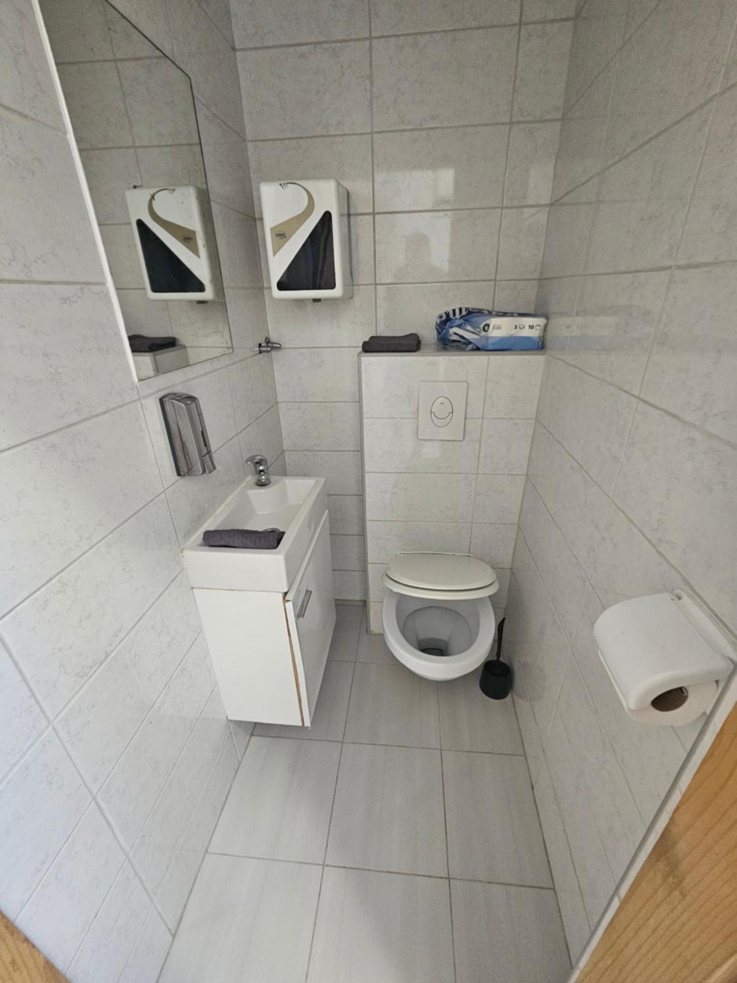 Apartman Sveti Rok Zagreb Exteriör bild